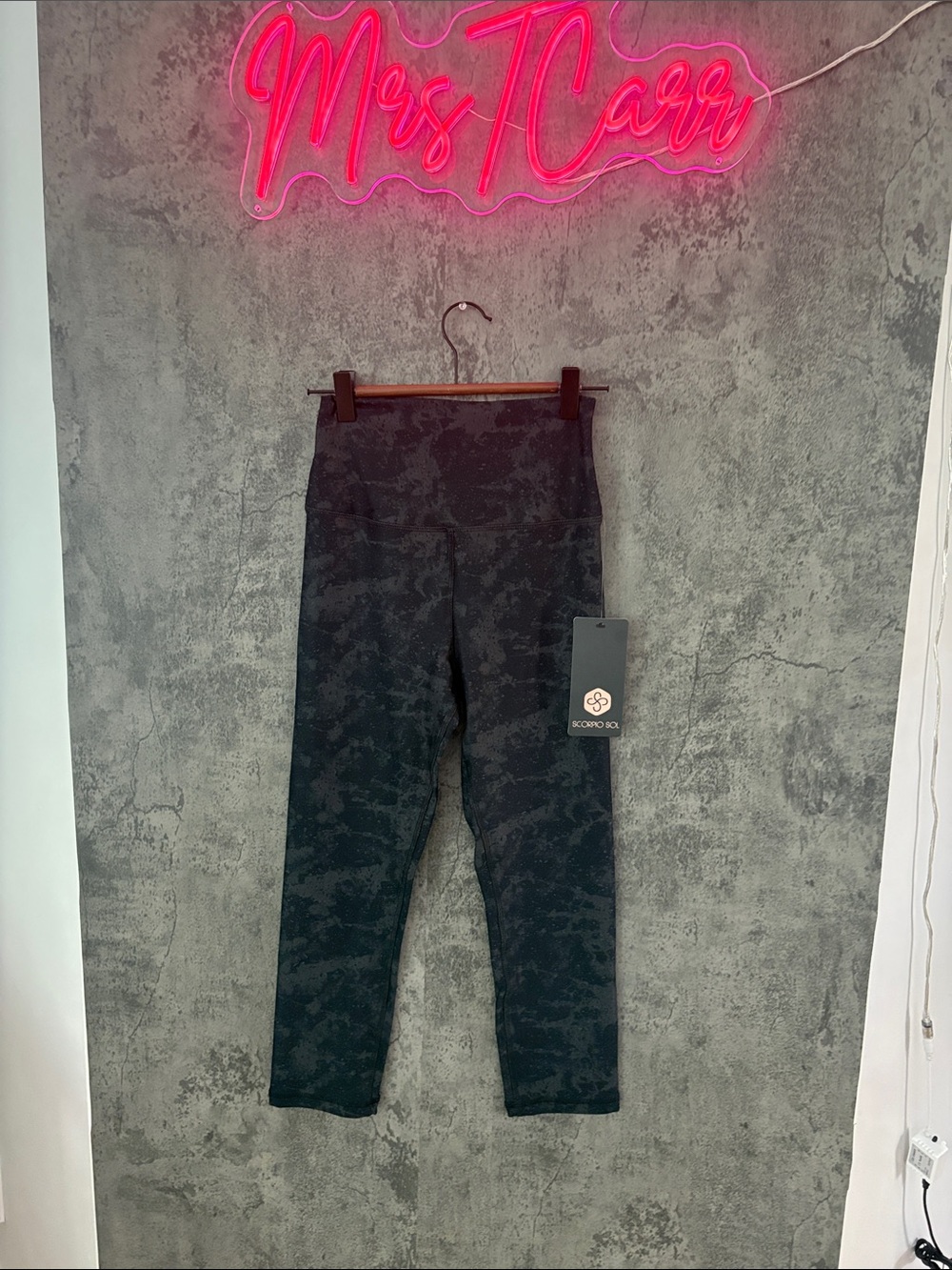 Scorpio Sol Black Camo High-Waist Leggings
